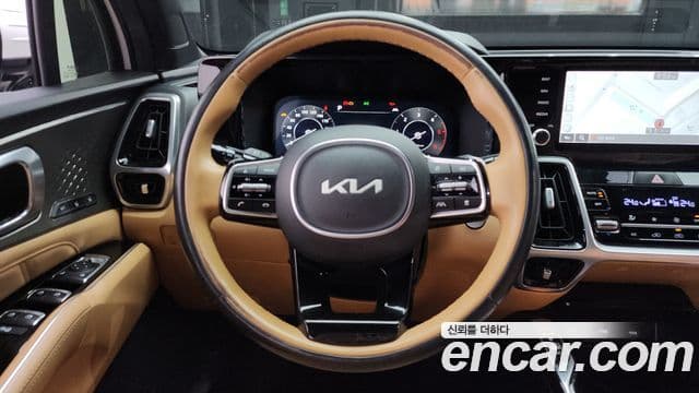 Kia Sorento 2021 — ფოტო 13/20