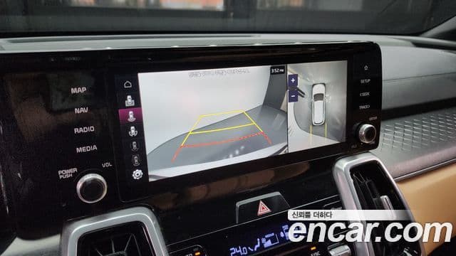 Kia Sorento 2021 — Фото 15/20