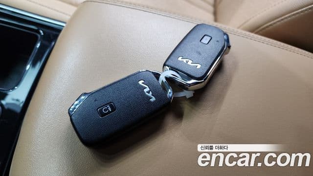 Kia Sorento 2021 — ფოტო 18/20