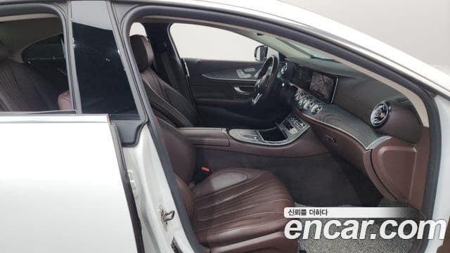 Mercedes-Benz CLS-Class 2021 — ფოტო 11/20