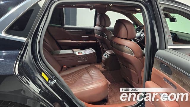 Genesis G90 2022 — Şəkil 9/20
