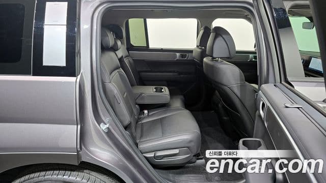 Hyundai Santa Fe 2023 — Şəkil 12/20