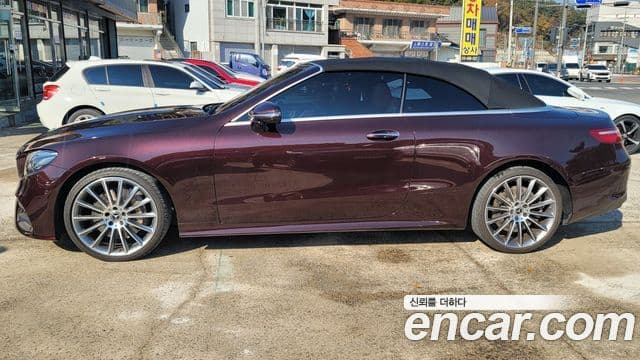Mercedes-Benz E-Class 2020 — ფოტო 17/20