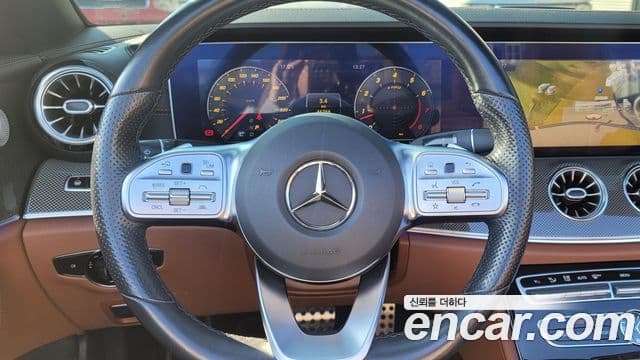 Mercedes-Benz E-Class 2020 — ფოტო 16/20