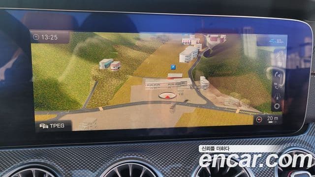 Mercedes-Benz E-Class 2020 — ფოტო 3/20