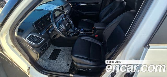 Kia Seltos 2022 — Şəkil 14/20