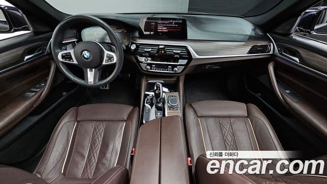 BMW 5 Series 2020 — Şəkil 7/20