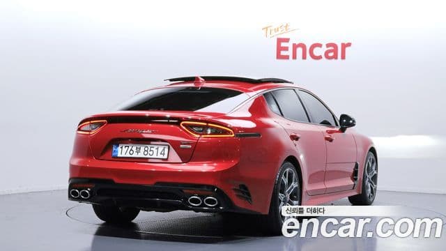 Kia Stinger 2019 — ფოტო 1/20
