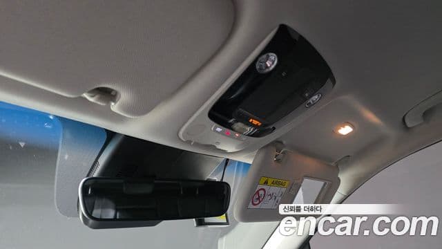 Kia Sorento 2021 — ფოტო 18/20