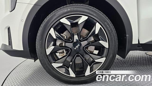 Kia Sorento 2024 — Фото 5/20