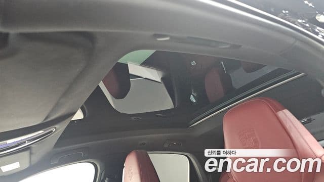 Porsche Cayenne 2021 — Photo 3/20