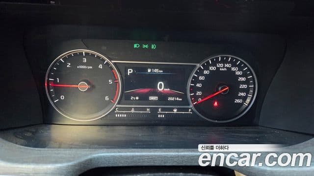 Kia Sorento 2022 — Şəkil 18/20