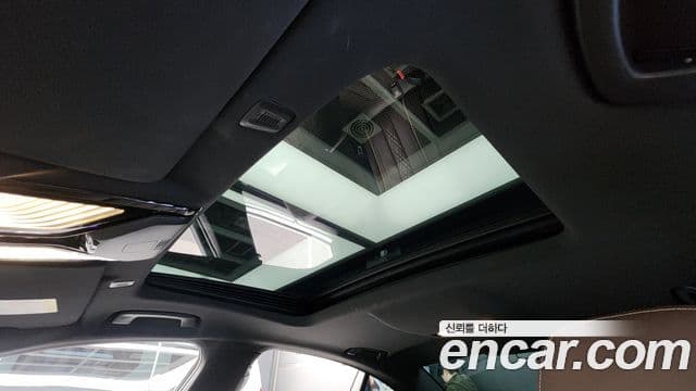 BMW 5 Series 2023 — Photo 15/20