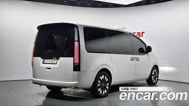 Hyundai Staria 2024 — Şəkil 2/20