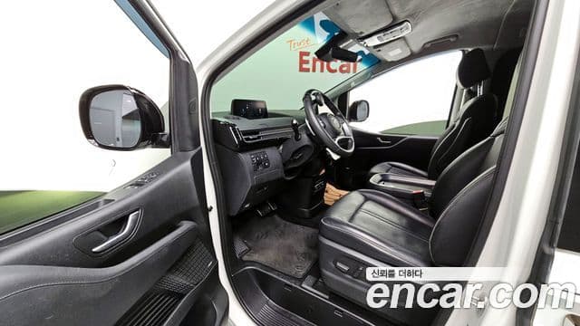 Hyundai Staria 2024 — Şəkil 10/20