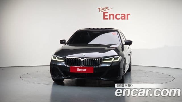BMW 5 Series 2022 — Şəkil 3/20