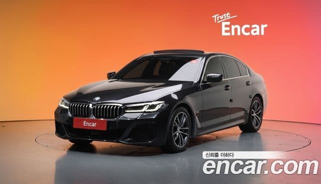 BMW 5 Series 2022 — Şəkil 1/20