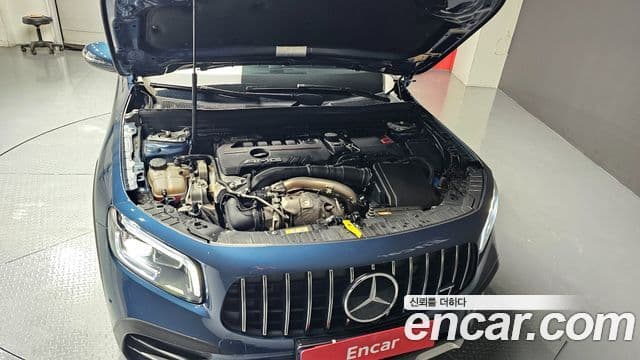 Mercedes-Benz GLB-Class 2022 — ფოტო 6/20