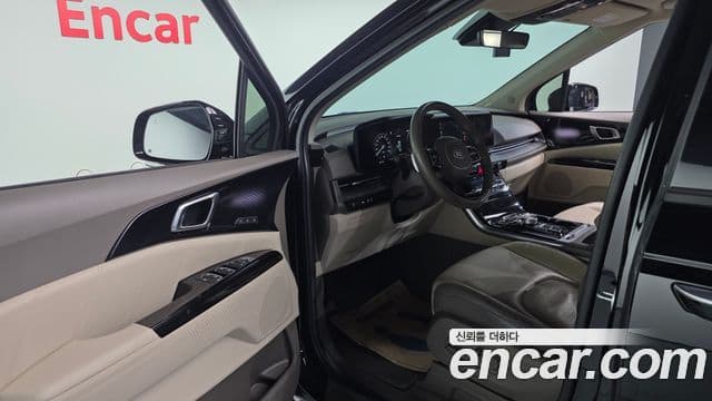Kia Carnival 2020 — ფოტო 10/20
