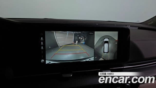 Kia Carnival 2020 — ფოტო 16/20