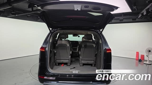 Kia Carnival 2020 — ფოტო 20/20