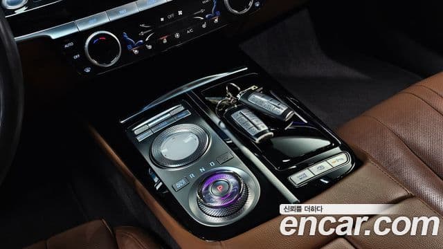 Genesis Electrified G80 2020 — Şəkil 9/20