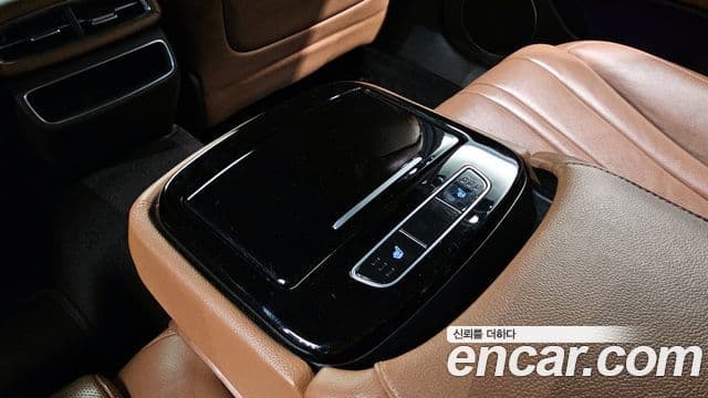 Genesis Electrified G80 2020 — Şəkil 17/20