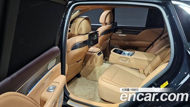Genesis G90 2022 — ფოტო 12/20