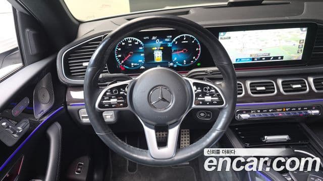 Mercedes-Benz GLE-Class 2023 — ფოტო 13/20