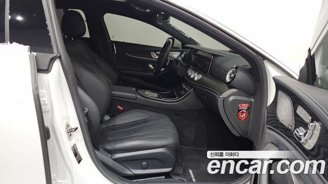Mercedes-Benz CLS-Class 2022 — Photo 5/20