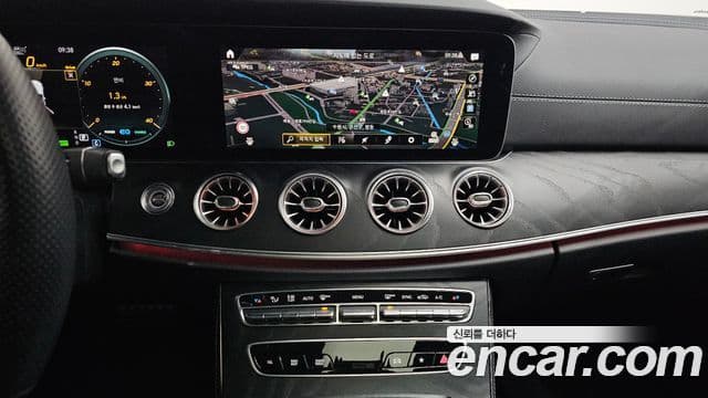 Mercedes-Benz CLS-Class 2022 — Photo 18/20