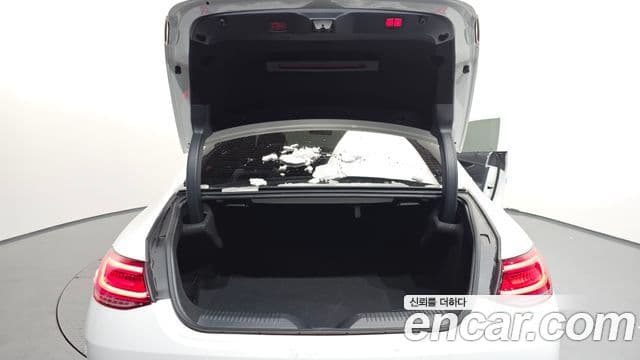 Mercedes-Benz CLS-Class 2022 — Photo 9/20