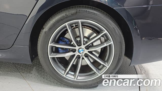BMW 5 Series 2021 — Şəkil 6/20