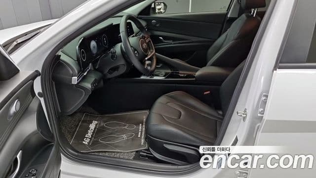 Hyundai The New Avante Hybrid 2020 — ფოტო 7/19