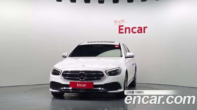 Mercedes-Benz E-Class 2021 — ფოტო 3/20