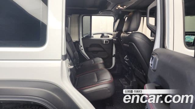 Jeep Wrangler 2022 — ფოტო 12/20