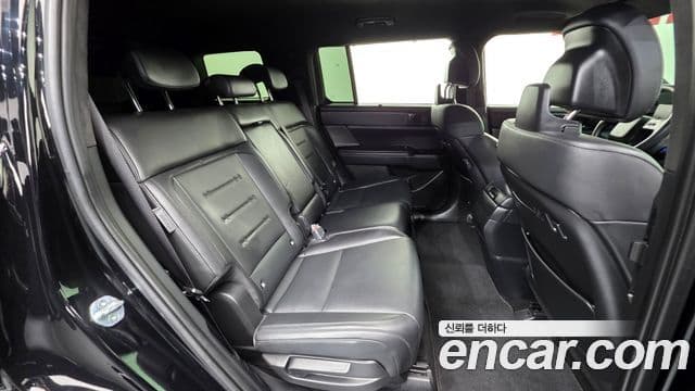 Hyundai Santa Fe 2023 — Şəkil 19/20