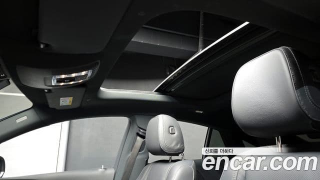 Mercedes-Benz GLE-Class 2023 — Şəkil 18/20