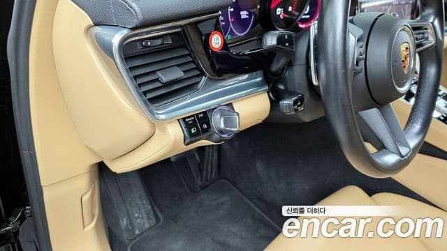 Porsche Panamera 2021 — Photo 7/20