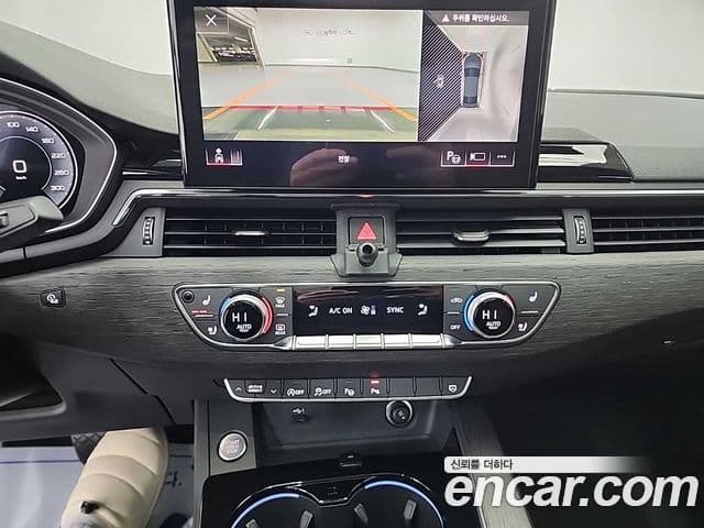 Audi A4 2022 — фото 8 из 19