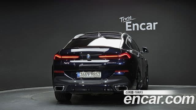 BMW X6 2022 — ფოტო 17/20