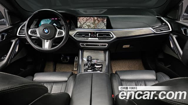 BMW X6 2022 — ფოტო 16/20