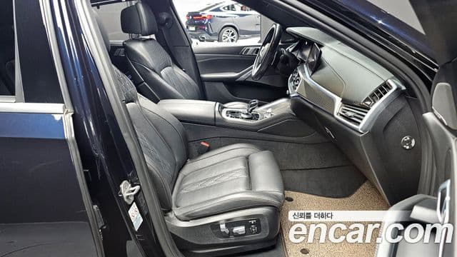 BMW X6 2022 — ფოტო 8/20