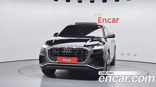 Audi Q8 2021 — Photo 10/20