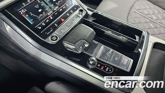 Audi Q8 2021 — Photo 19/20