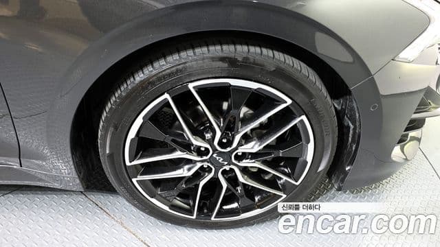Kia K5 2021 — ფოტო 1/20