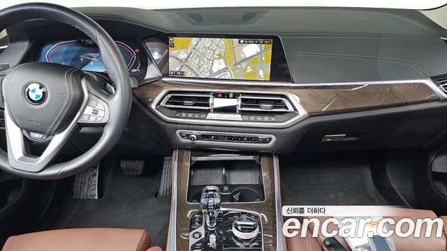 BMW X5 2022 — ფოტო 14/20