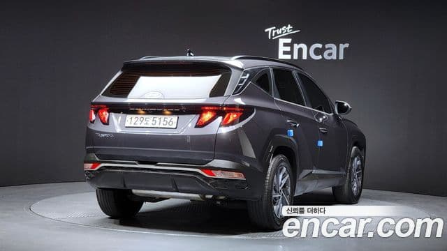 Hyundai Tucson Hybrid 2021 — ფოტო 14/20