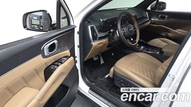 Kia Sorento 2023 — Şəkil 12/20