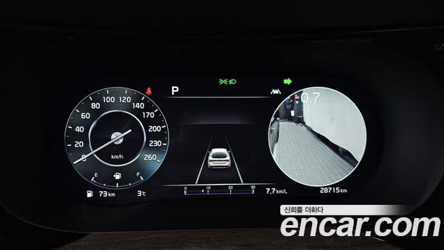 Kia K5 2021 — ფოტო 8/20